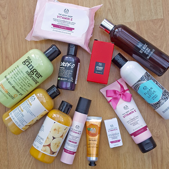 Christmas cruelty-free beauty haul ...think my mum went nuts in The Body Shop! :)