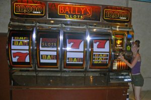 The giant slot machine at Ballys Las Vegas