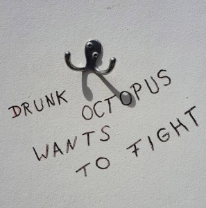 Drunk octopus wants to fight