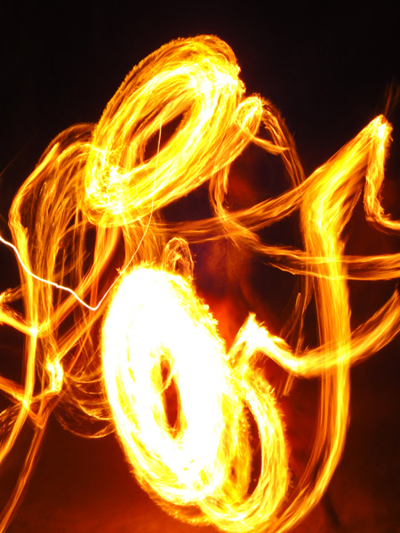 Streaks of light, swirls of fire - fire dancing in Fiji